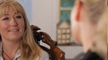 Rachel delivering2 - Neurolanguage Coaching : Brain Friendly Language Learning